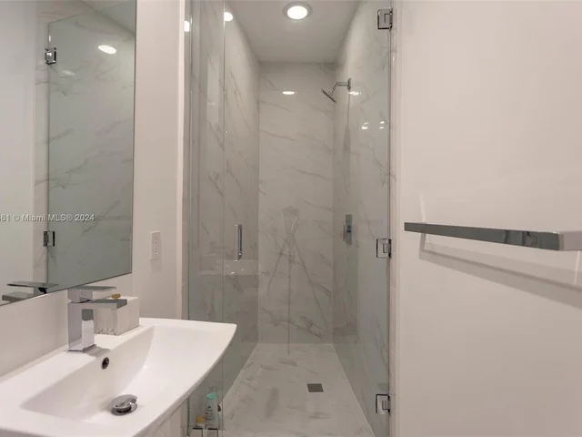 801 S Miami Ave # 4904, Miami FL 33130