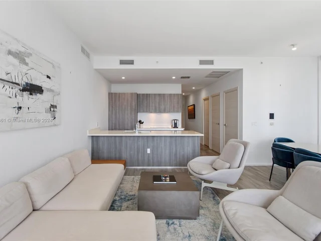 801 S Miami Ave # 4904, Miami FL 33130