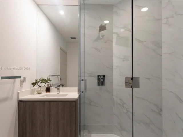 801 S Miami Ave # 4904, Miami FL 33130