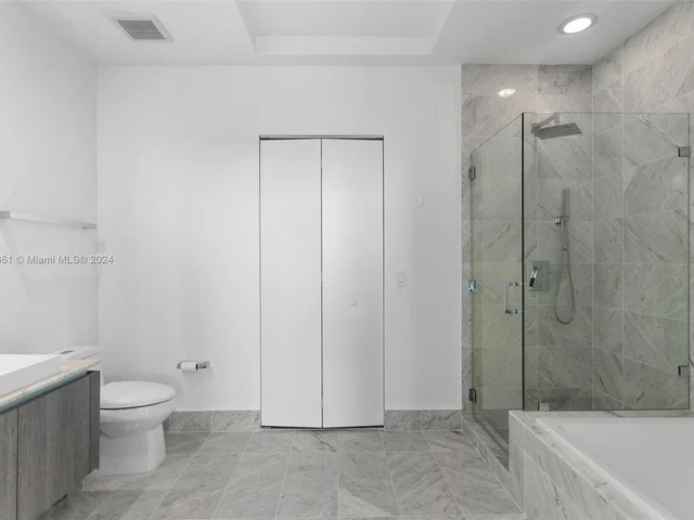 801 S Miami Ave # 4904, Miami FL 33130