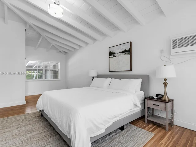 7800 SW 96th St, Miami FL 33156