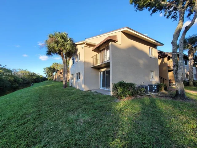 1141 Lake Victoria Dr # A, West Palm Beach FL 33411