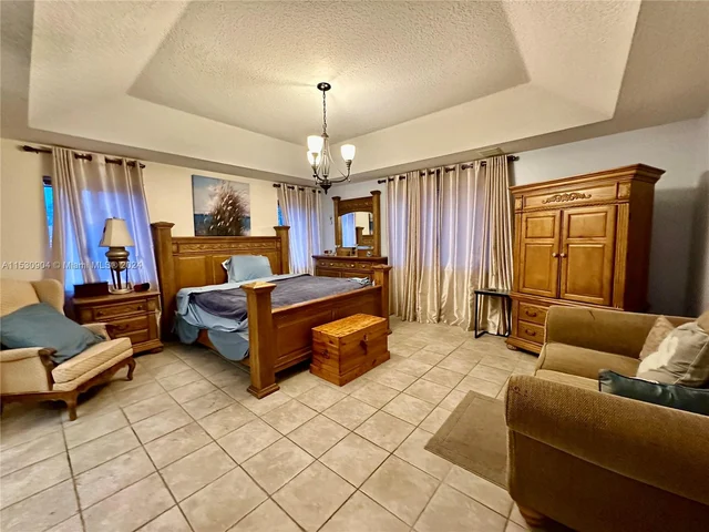 6578 NW 113th Pl, Doral FL 33178