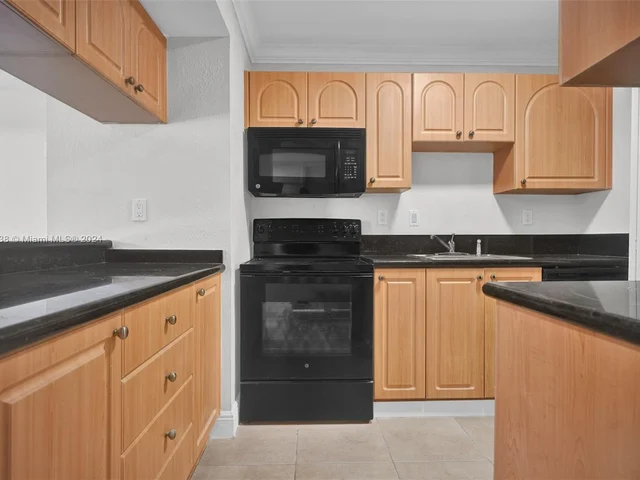 10765 SW 108th Ave # 205, Miami FL 33176