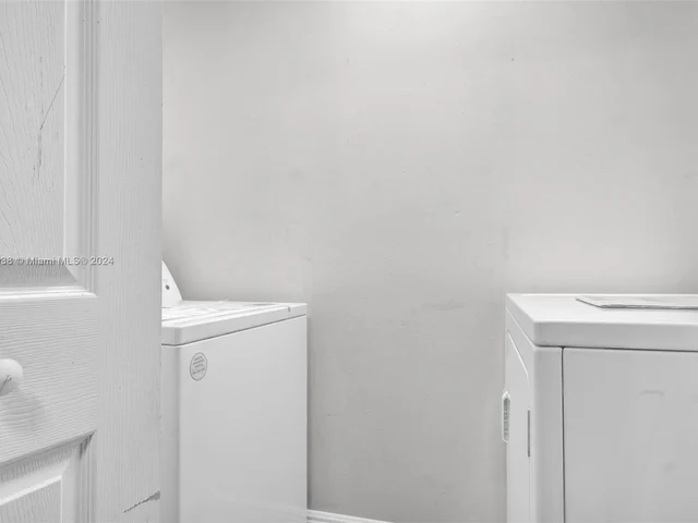 10765 SW 108th Ave # 205, Miami FL 33176