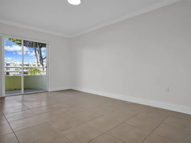10765 SW 108th Ave # 205, Miami FL 33176