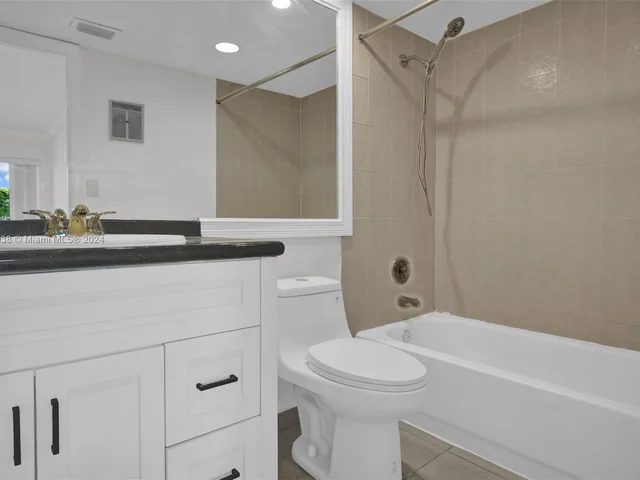 10765 SW 108th Ave # 205, Miami FL 33176