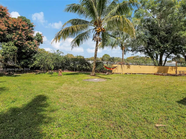 3561 NW 109th Ter, Sunrise FL 33351