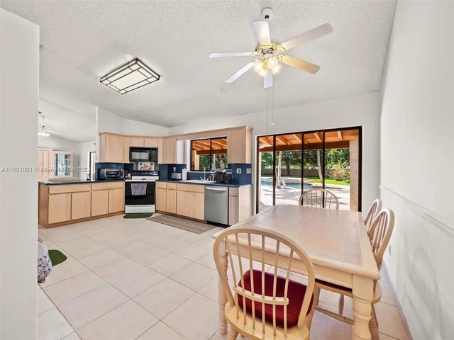 15200 SW 167 ST, Miami FL 33187