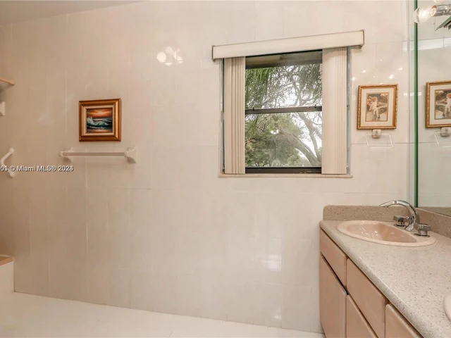 15200 SW 167 ST, Miami FL 33187