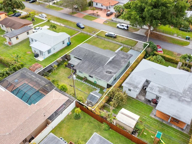 7545 SW 30th St, Miami FL 33155