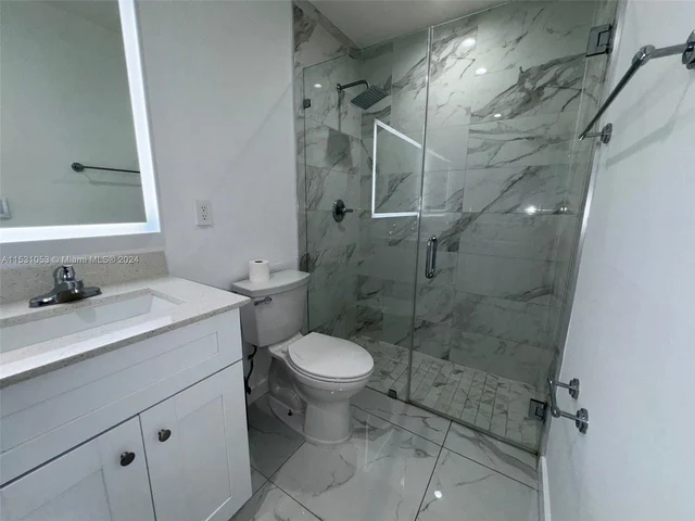 2490 NW 44th St # 2492, Miami FL 33142