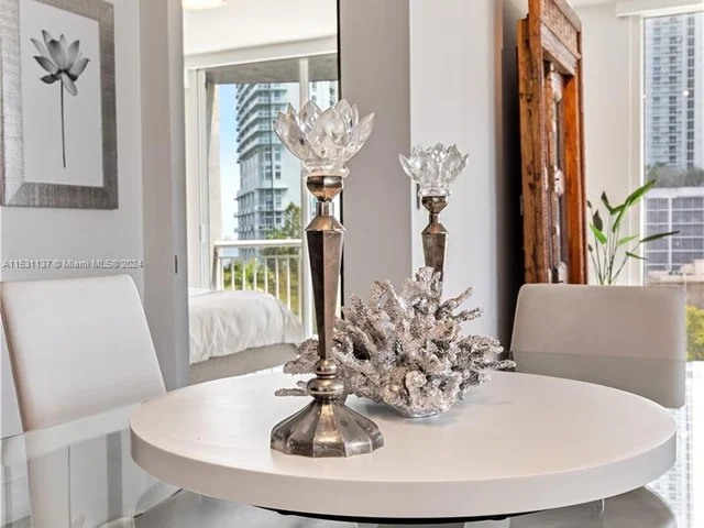 275 NE 18th St # 707, Miami FL 33132