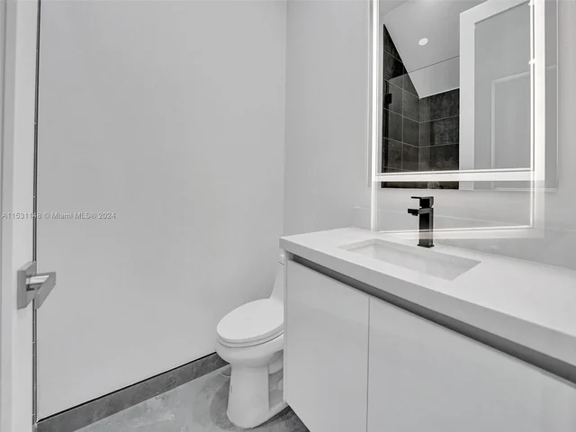 327 SW 16th St # 327, Fort Lauderdale FL 33315