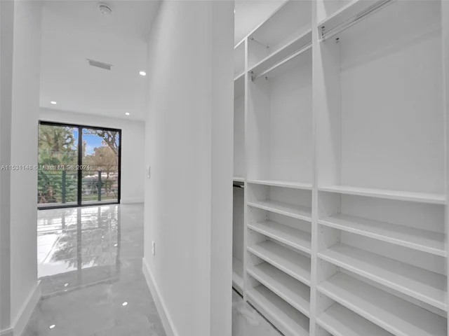 327 SW 16th St # 327, Fort Lauderdale FL 33315