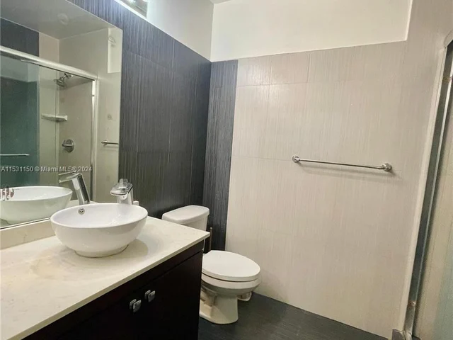 10933 NW 65th St # 10933, Doral FL 33178