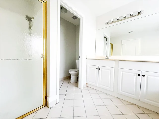 1574 NW 103rd Ter, Coral Springs FL 33071