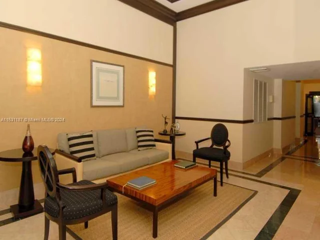 3598 Yacht Club Dr # 4, Aventura FL 33180