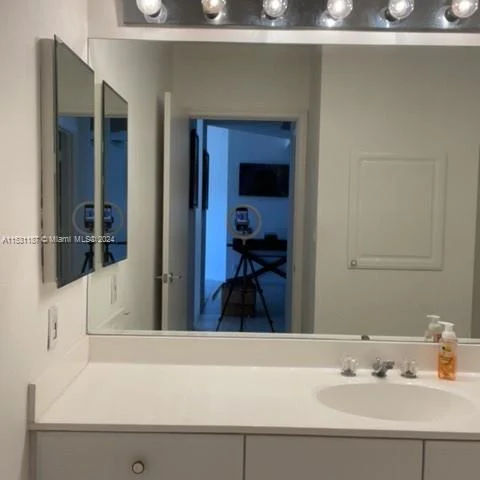 3598 Yacht Club Dr # 4, Aventura FL 33180