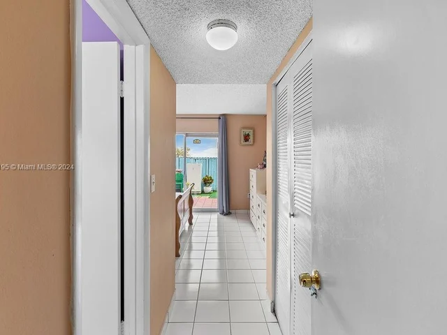 820 SW 105th Ave # 607, Miami FL 33174