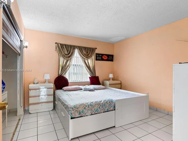 820 SW 105th Ave # 607, Miami FL 33174