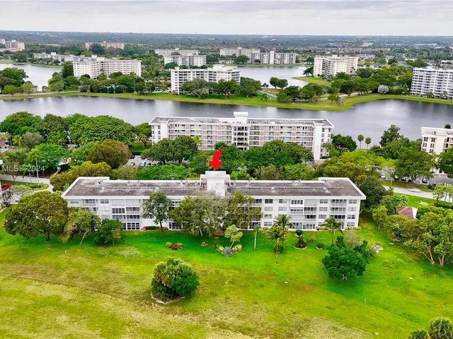 2800 N Palm Aire Dr # 310, Pompano Beach FL 33069