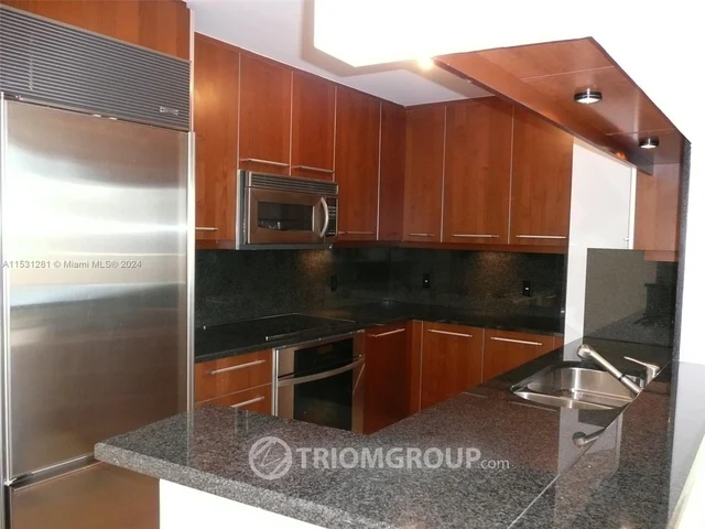 901 Brickell Key Blvd # 2001, Miami FL 33131