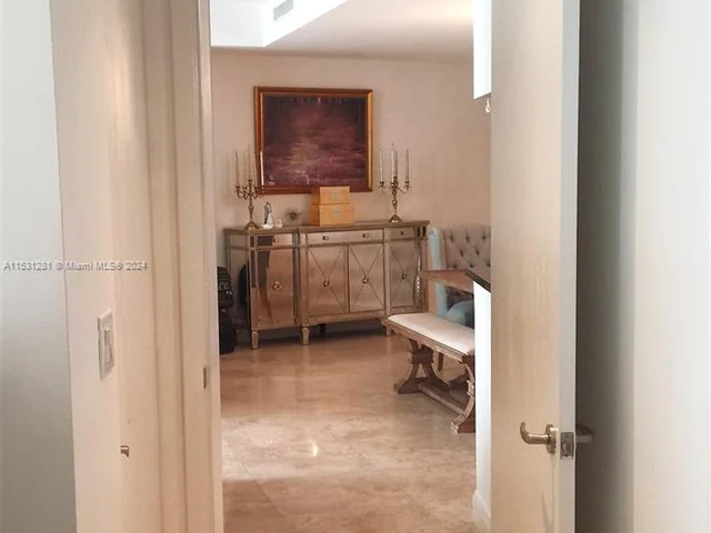 901 Brickell Key Blvd # 2001, Miami FL 33131