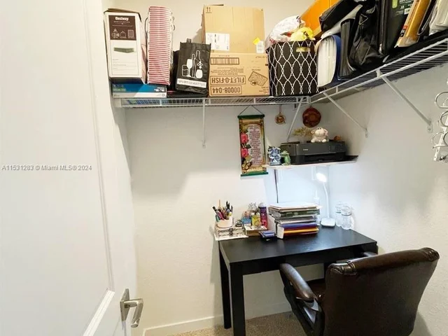 838 SE 17th St, Homestead FL 33034