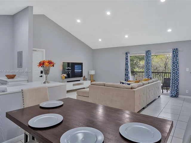 3001 N Oakland Forest Dr # 301, Oakland Park FL 33309