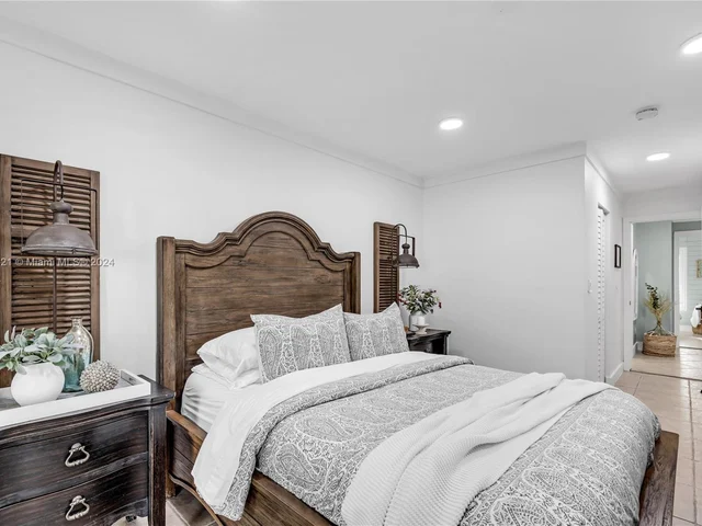 17543 SW 142nd Ct, Miami FL 33177