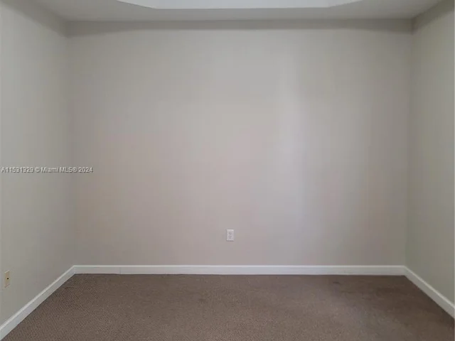 933 NE 42nd Ave, Homestead FL 33033