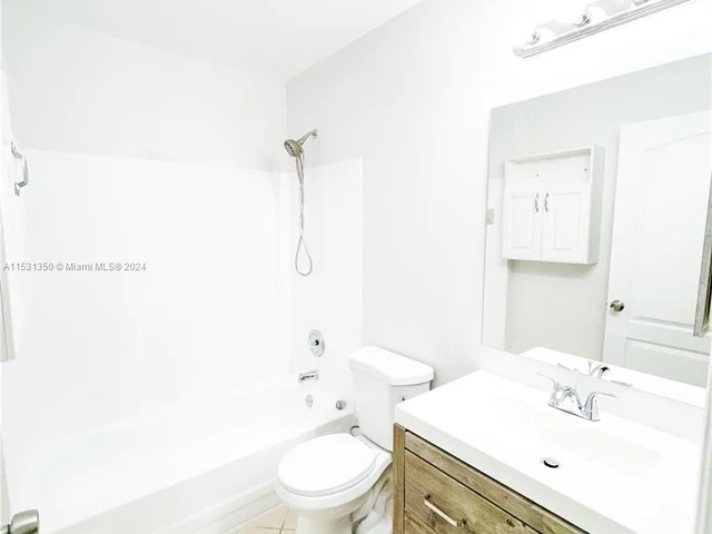 1574 NW 103 Ter, Coral Springs FL 33071