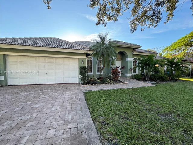 1574 NW 103 Ter, Coral Springs FL 33071