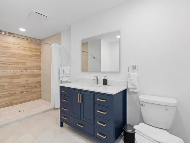 8660 Johnson St, Pembroke Pines FL 33024