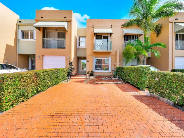 1141 NW 126th Pl, Miami FL 33182