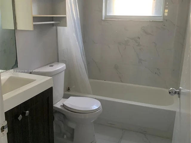 7611 SW 153rd Ct # 108, Miami FL 33193