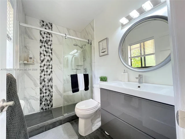 3204 SE 11th St # 106, Pompano Beach FL 33062