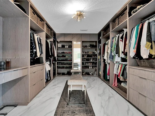 12950 NW 6th St, Miami FL 33182