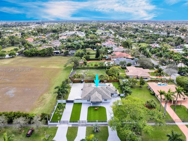 12950 NW 6th St, Miami FL 33182