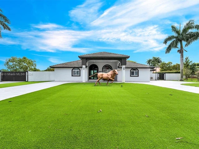 12950 NW 6th St, Miami FL 33182