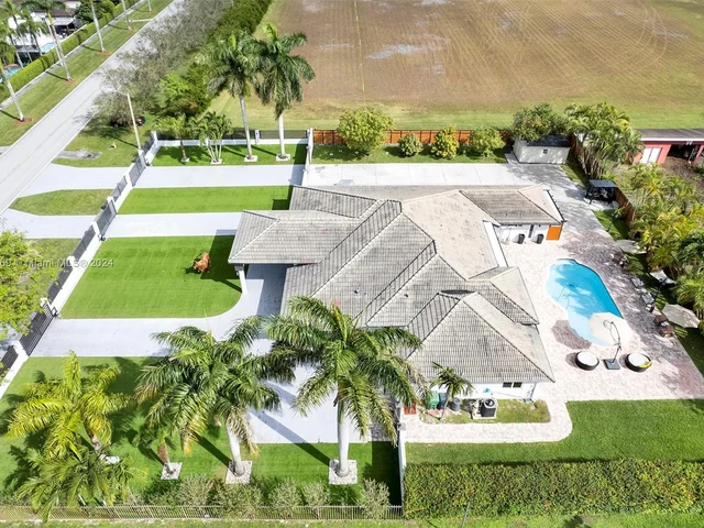 12950 NW 6th St, Miami FL 33182