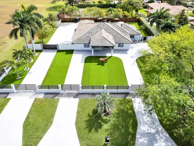 12950 NW 6th St, Miami FL 33182