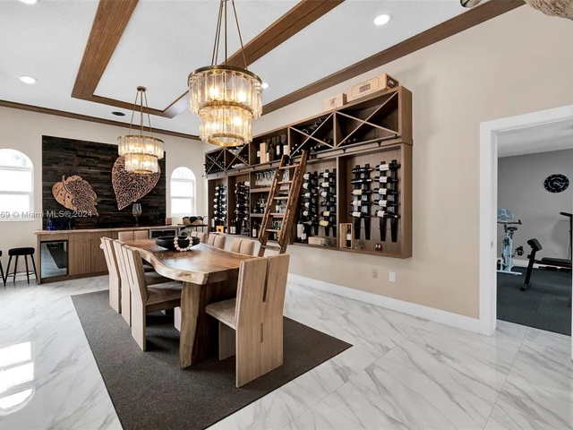 12950 NW 6th St, Miami FL 33182