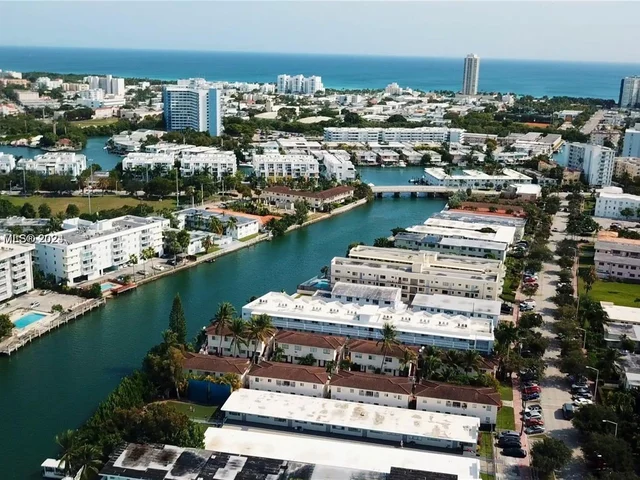 1195 Marseille Dr # 5, Miami Beach FL 33141