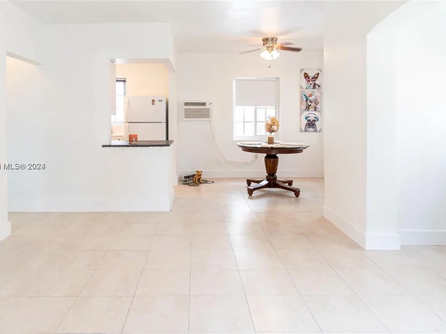 1195 Marseille Dr # 5, Miami Beach FL 33141