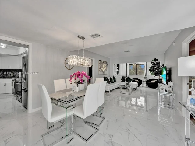 1801 Presidential Way # D202, West Palm Beach FL 33401