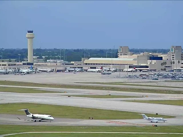 1801 Presidential Way # D202, West Palm Beach FL 33401