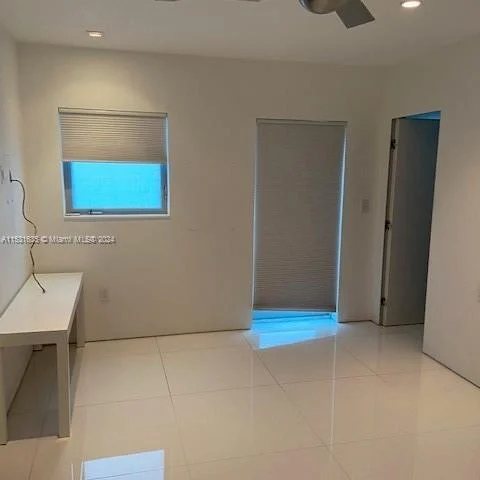 1000 N Shore Dr, Miami Beach FL 33141