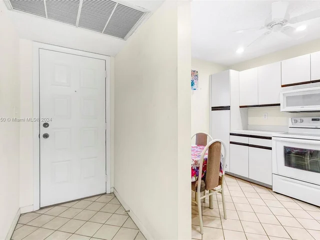 3235 S Carambola Cir S # 23118, Coconut Creek FL 33066